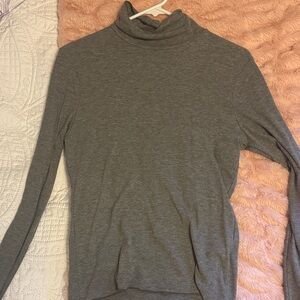 Abercrombie grey long sleeve turtle neck shirt